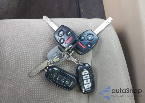 2009 Honda Accord 2.4 Ex из США, поврежденный, VIN 1HGCS12729A023845